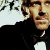 Mais qu'est-ce que vous faites ? [PV Caroll] - Page 3 Hugh-in-GQ-France-January-2011-hugh-laurie-17723432-100-100