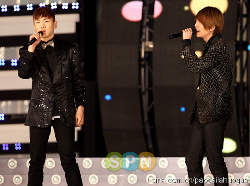 SBS Gayo Daejun 2010 SHINee-SBS-Gayo-Daejun-29-decmber-2010-shinee-18040601-490-365