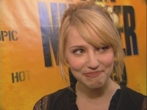 .:Képben vagy?:. -January-29-I-Am-Number-Four-Hot-Topic-Event-dianna-agron-18856919-500-375