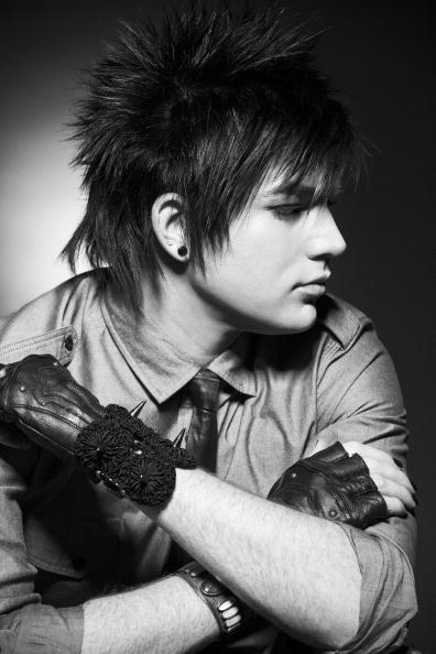 Adam Lambert new 2011 Adam-love-me-photo-adam-lambert-19086889-396-594