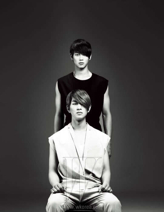 W Magazine January 2011 -Official-Photo-Onew-and-Minho-for-W-Magazine-January-2011-Issue-shinee-19623376-541-700