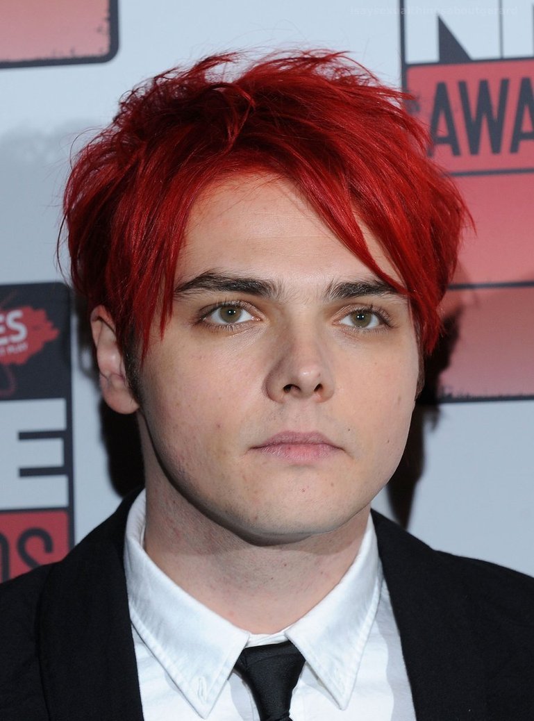 Alexander Bloodbayne Gerard-Way-my-chemical-romance-19695812-769-1038