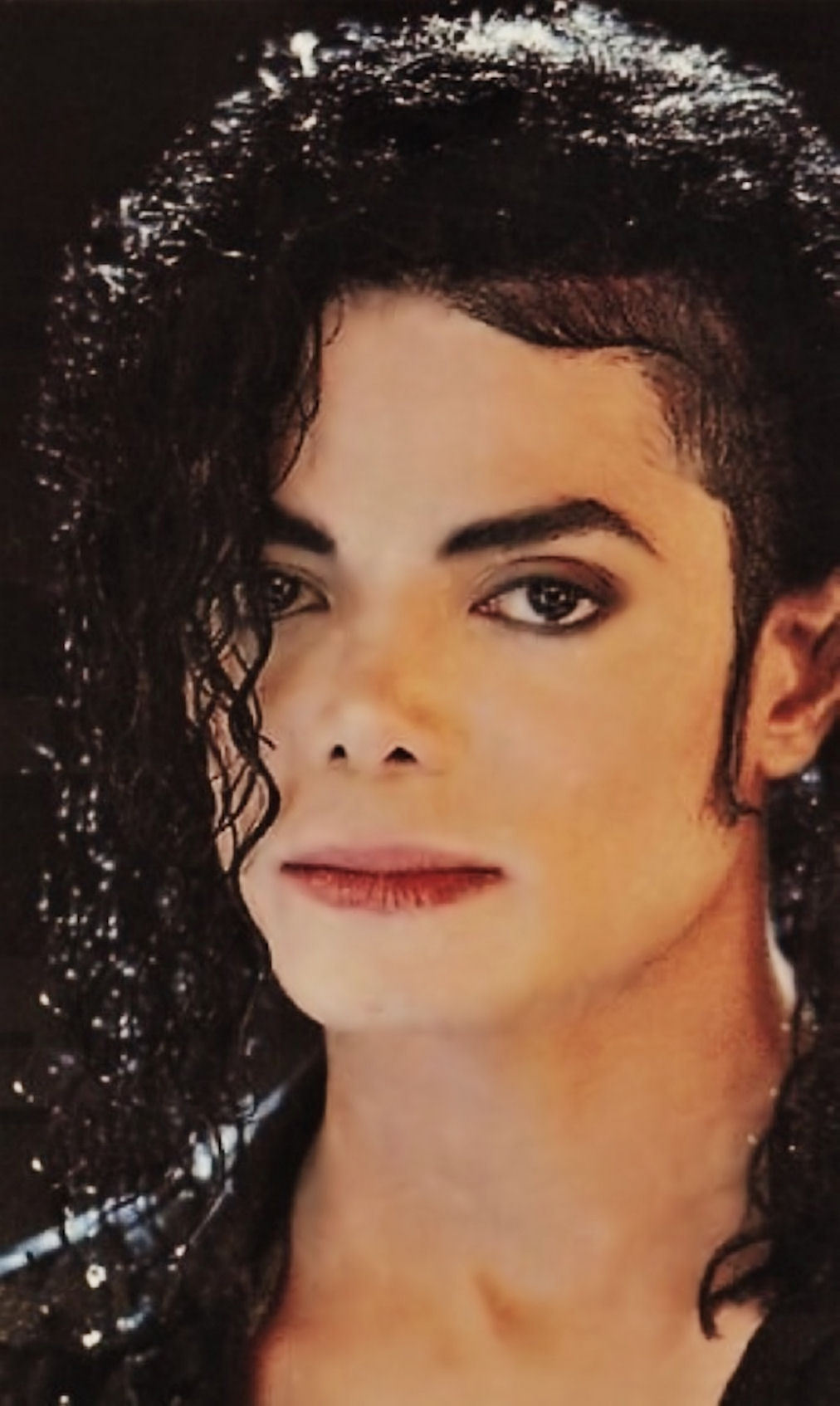 صور لملك الانسانية " متجدد باستمرار " - صفحة 4 More-Mj-michael-jackson-19831582-1012-1694