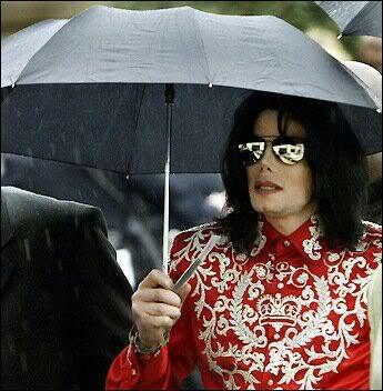 صور لملك الانسانية " متجدد باستمرار " - صفحة 4 MICHAEL-JACKSON-____-michael-jackson-20047628-345-352