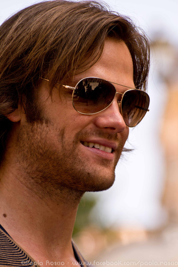 صور بطلا مسلسل supernatural Jared-Padalecki-La-dolce-vita-supernatural-21113119-600-900