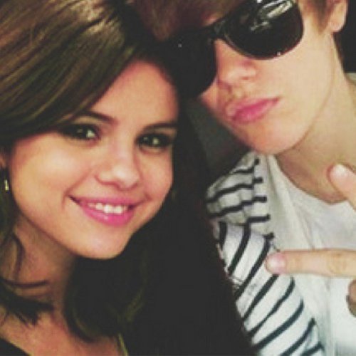 صور جاستنننننننننننن Selena-and-Justin-selena-gomez-21349010-500-500