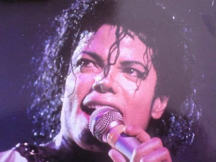 Immagini era "BAD" - Pagina 9 I-miss-you-michael-jackson-22030783-720-540