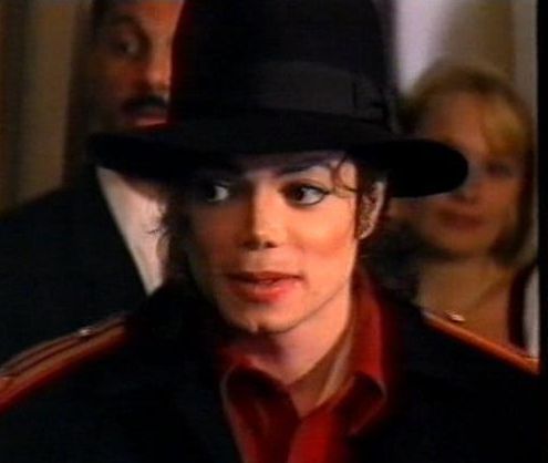 Foto do dia: Era History Michael-michael-jackson-22443553-495-418