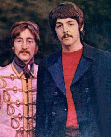 DEBATE sobre estatura de famosos y famosas - Página 2 JoHn-PaUl-lennon-mccartney-22648479-383-471