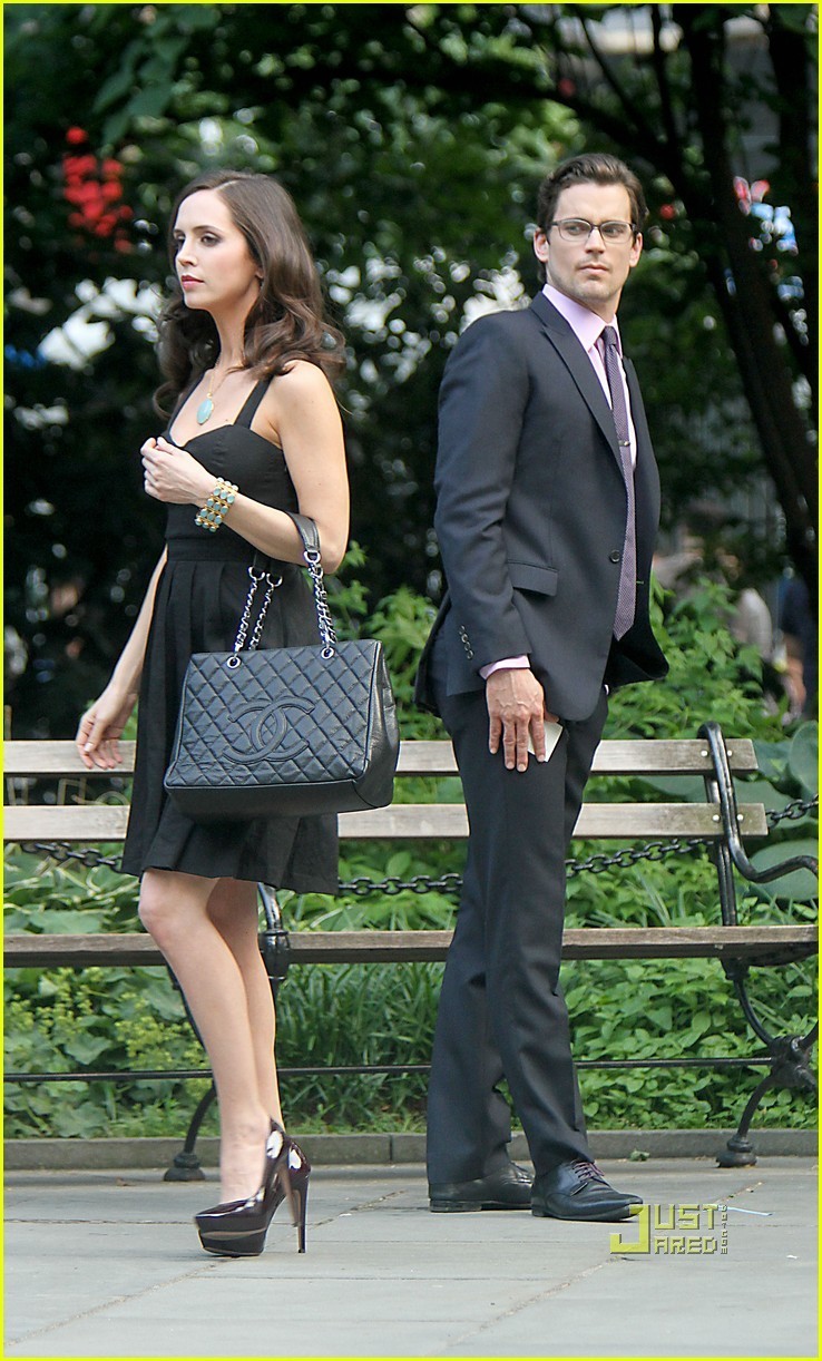 White Collar - Pagina 5 Eliza-Dushku-White-Collar-Set-with-Matt-Bomer-matt-bomer-22845570-738-1222