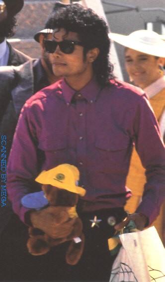 Immagini era "BAD" - Pagina 9 -_-michael-jackson-23343382-332-566