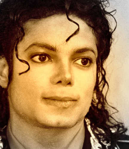 Immagini era "BAD" - Pagina 9 MJJ-michael-jackson-23426239-432-501