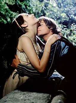                             قصة روميو وجولييت Romeo-Juliet-1968-romeo-and-juliet-by-franco-zeffirelli-24095453-257-350