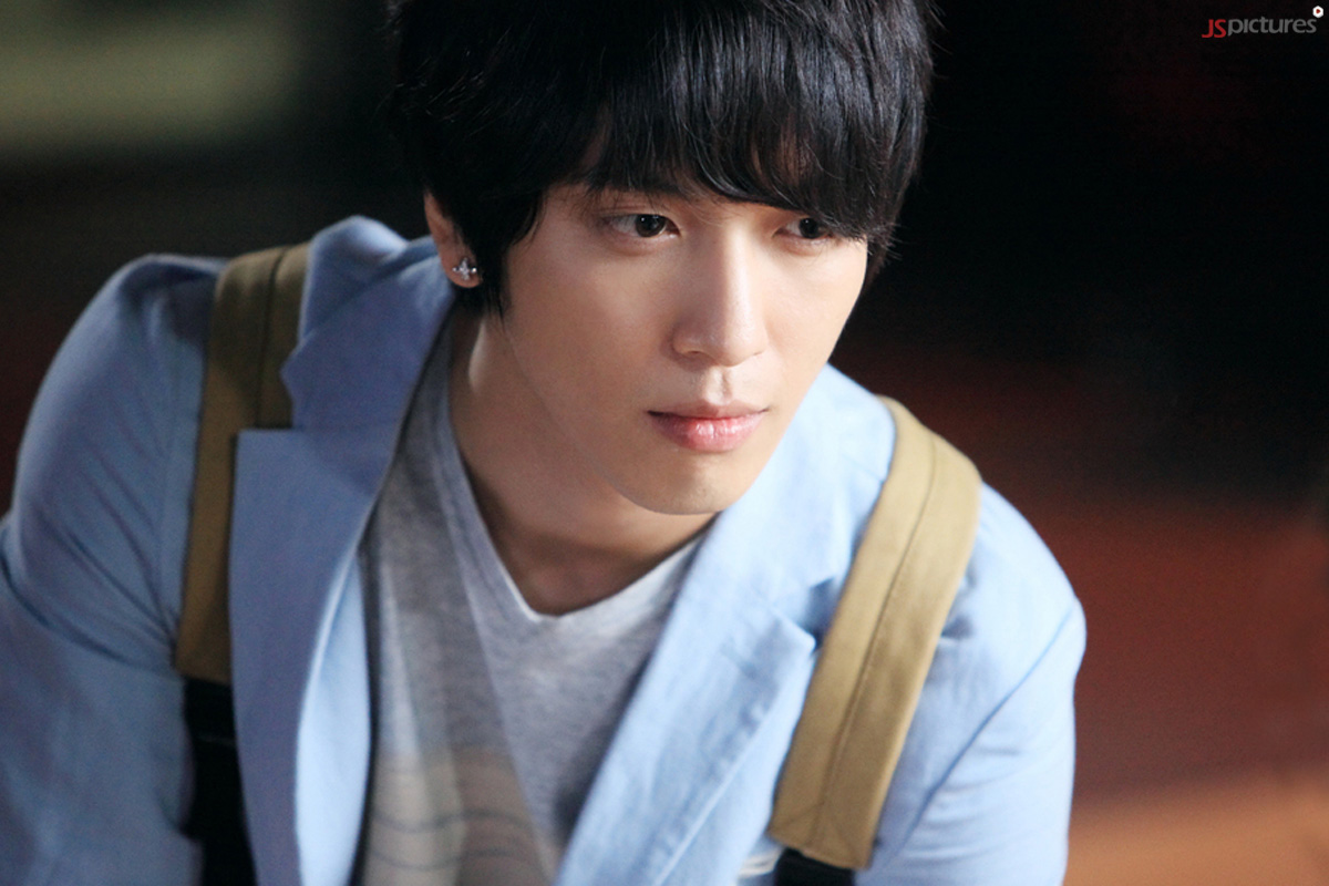 Poze din serial - Pagina 4 Lee-Shin-youve-fallen-for-me-heartstrings-24206066-1200-800