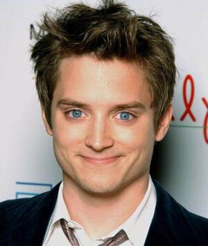 Little Women, jouons les directrices de casting ! 300px-Elijah-wood2