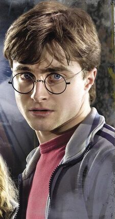 Harry James Potter 225px-Harrypotterdh