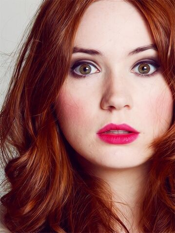 Aurora Morgan-Hybrid  359px-Karen-karen-gillan-33363413-500-667