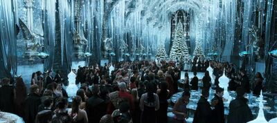 Azazel Ballroom 400px-GreatHallYuleBall