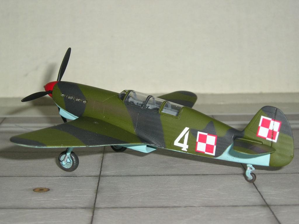 Yak-7 V - VAlom 1/72 1889e04b50239d7f