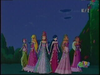 СНИМКИ и ГИФОВЕ Season-3-Episode-8-Dark-Sky-the-winx-club-24665285-320-240