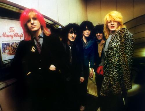 HANOI ROCKS : De alumnos ...... a catedraticos  Japan-japan-band-25249124-500-383