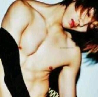 Sexay Onew ~ SHINee-Lucifer-Japanese-Vers-shinee-25528889-333-330