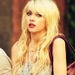 Kiss me quick but make it last / Rosie´s Relations Jenny-3-jenny-humphrey-25644407-75-75