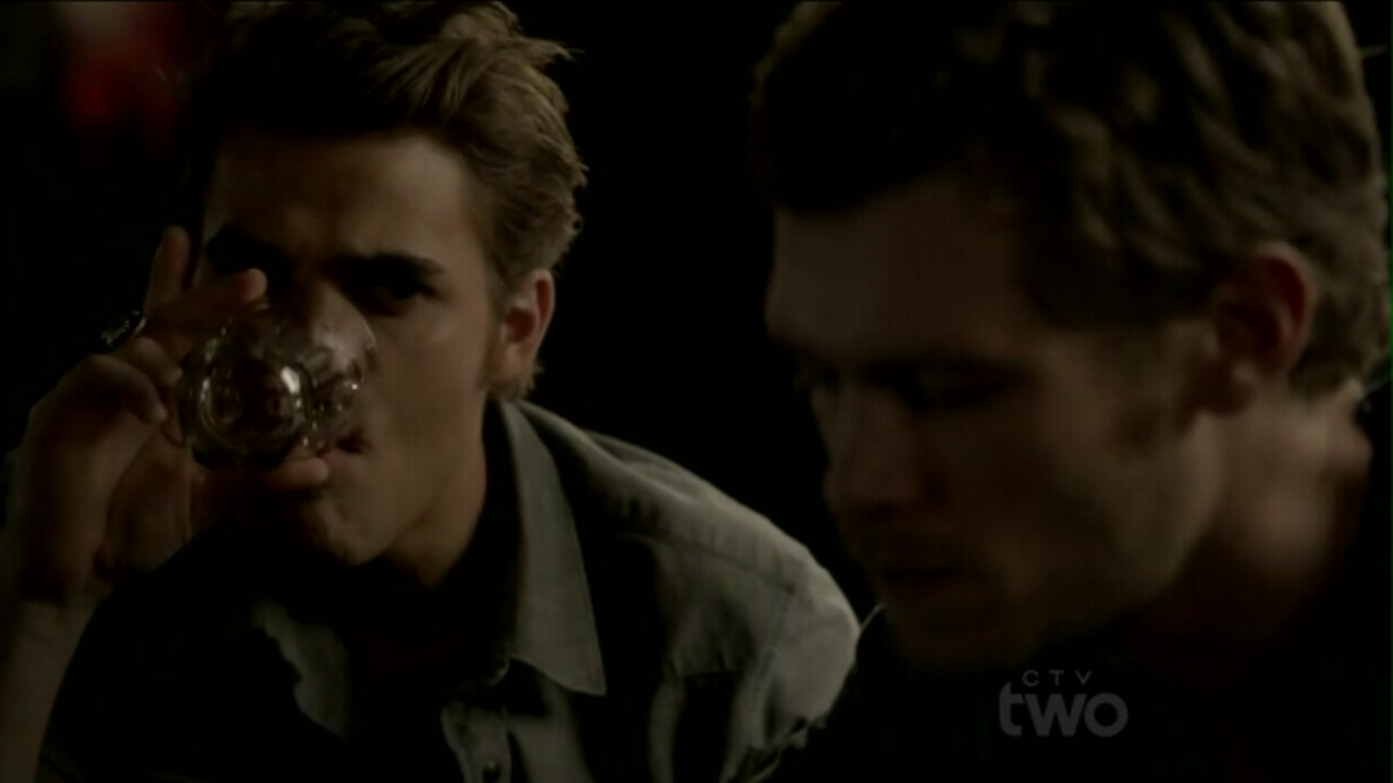 1х01 тнe reυnιon - Página 9 03x03-The-End-of-the-Affair-paul-wesley-25709552-1280-720