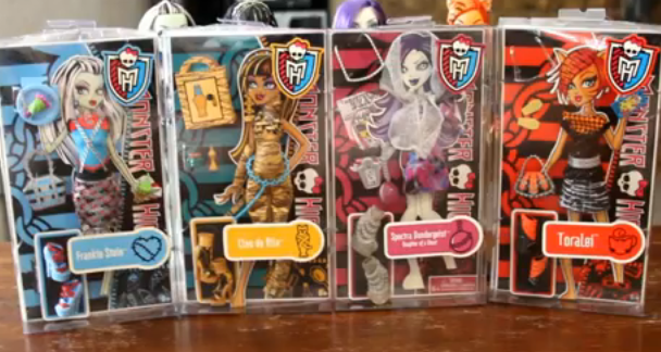 MonsterHigh - Tout sur 2012 en page 3 - Page 2 Fashion-Packs-monster-high-26991339-608-324