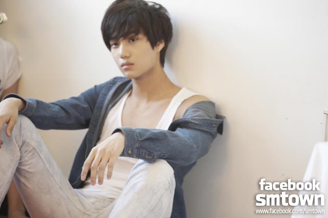 KAI ○○○ Kim Chung Nhân Kai-exo-m-27970117-640-426