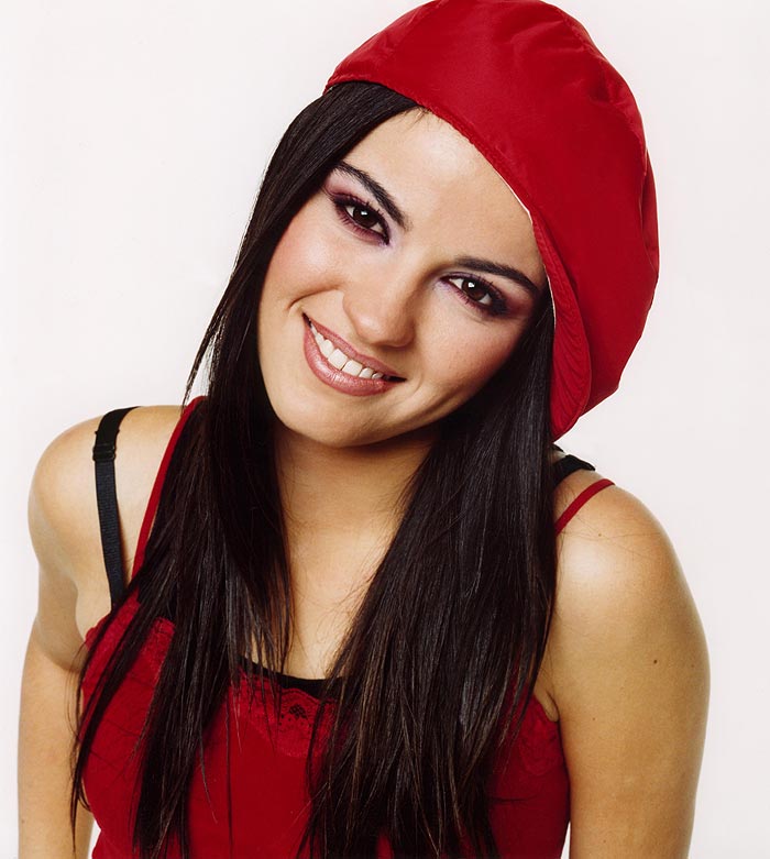  Maite Perroni - Page 2 Maite-maite-perroni-27926769-700-781