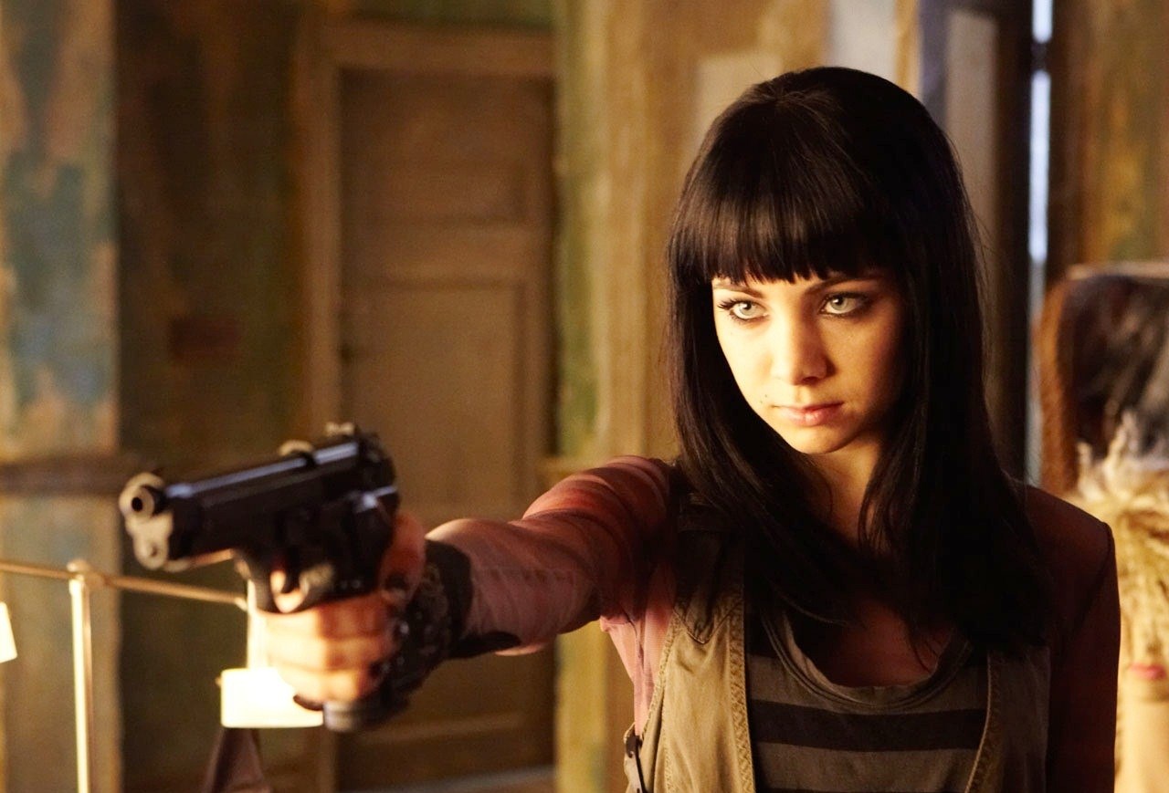 Spam Tema.... - Page 28 Kenzi-lost-girl-28048635-1280-869