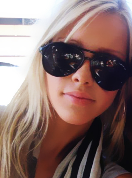 ˚~˚Demitoòo Goddesśs˚~˚ Claire-Holt-ROCKING-SHADED-8-the-mikealson-family-29125169-443-600