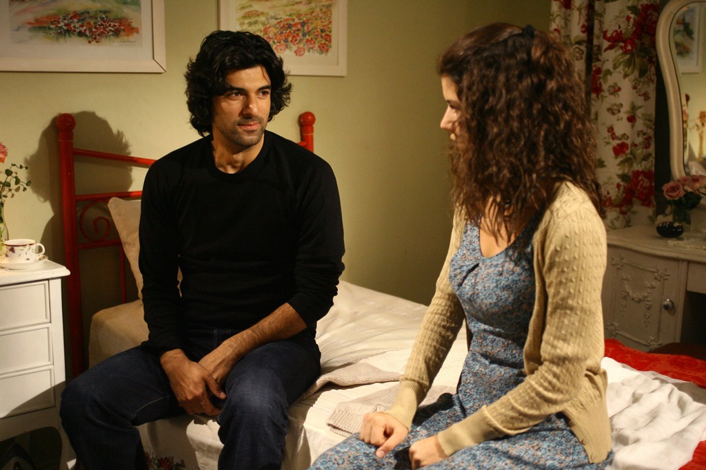 كريم وفاطمة.....kerim ve fatmagul FNS-resimleri-fatmagulun-sucu-ne-29232866-1024-683