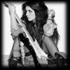 Leslie ♦ Tu peux parler à un mur, profites.  ShenaeGrimes-shenae-grimes-29491038-100-100