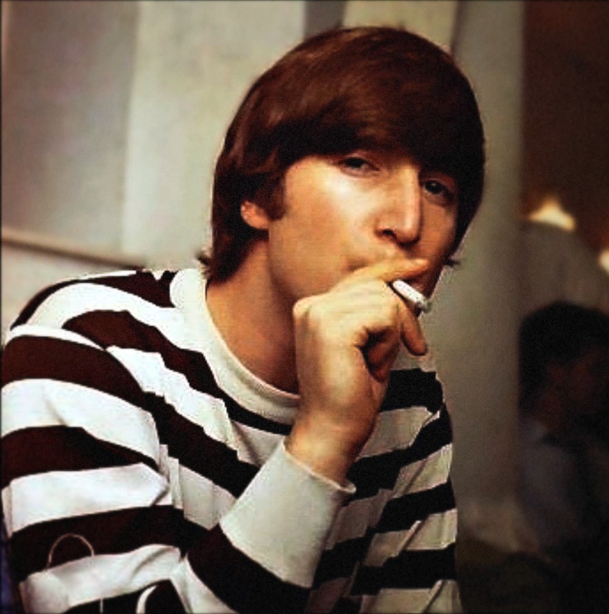 John  Lennon John-Lennon-the-beatles-29627985-858-864