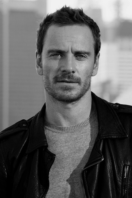 · Beautiful Actors ∞ · - Página 23 Michael-Fassbender-michael-fassbender-29692165-464-695