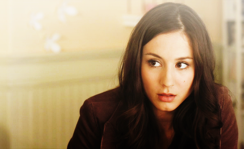 Troian Bellisario - Sayfa 2 -Spencer-3-spencer-hastings-30700413-500-305