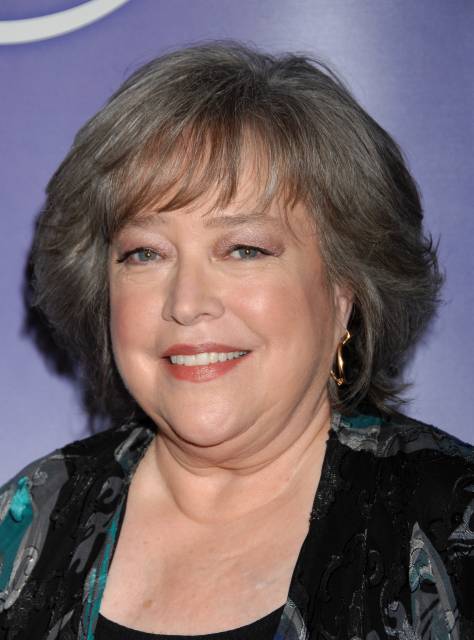 American Horror Story : Kathy Bates arrive pour la saison 3. Kathy-Bates-2011-kathy-bates-30819121-474-640