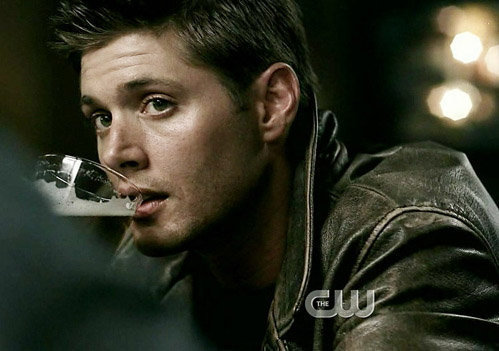 Dean Winchester Dean-Winchester-jensen-ackles-31140495-499-351