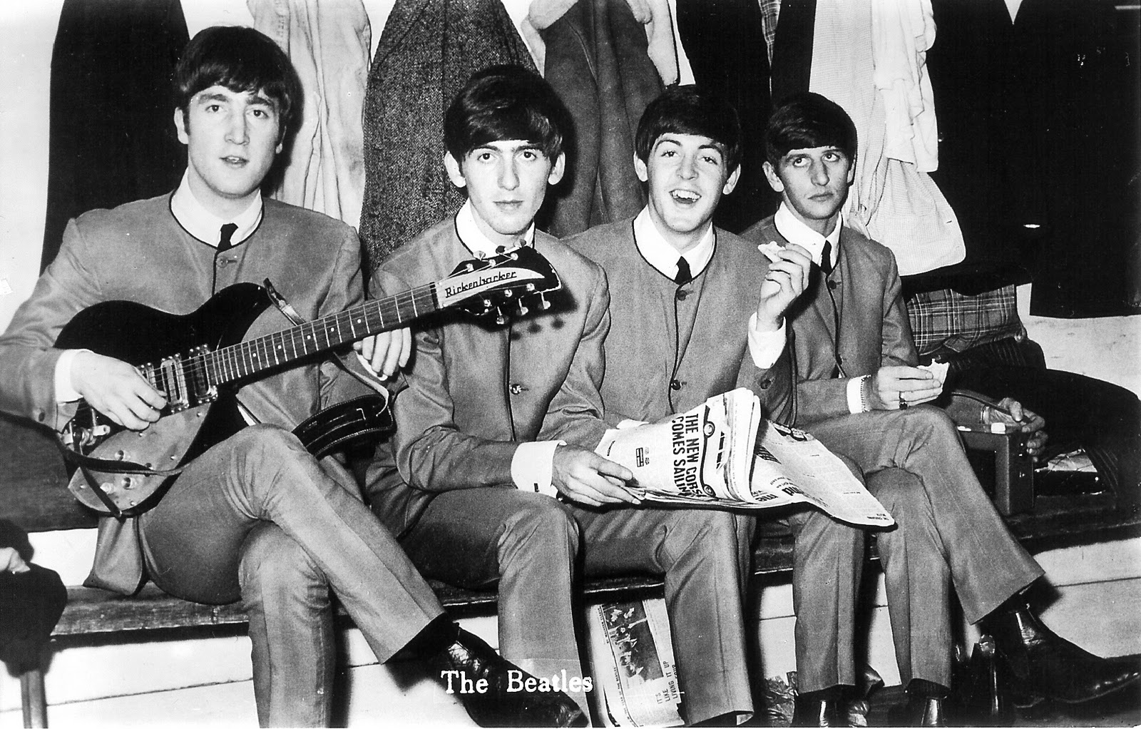 Снимки на групата The-Beatles-1963-the-beatles-31890892-1600-1022