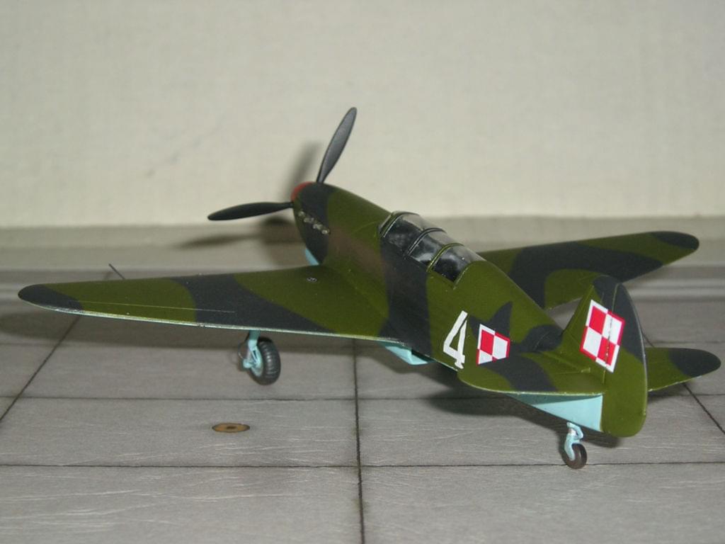 Yak-7 V - VAlom 1/72 21f02ffbcb103a11