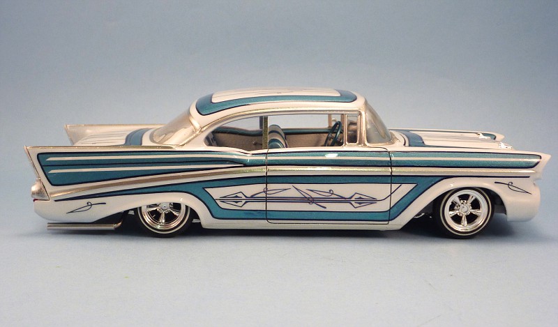 Chevy 57 low rider 010-vi