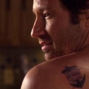 à la croisée des chemins (levi) Hank-s-tattoo-david-duchovny-32295816-300-300