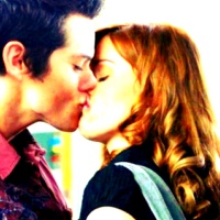 Vos perso irl - Page 12 -stiles-lydia-stiles-and-lydia-32330835-200-200