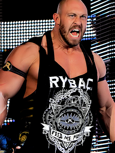  سيناريو WA Super Show 22 / 11 / 2012 Ryback-ryback-32528076-375-500