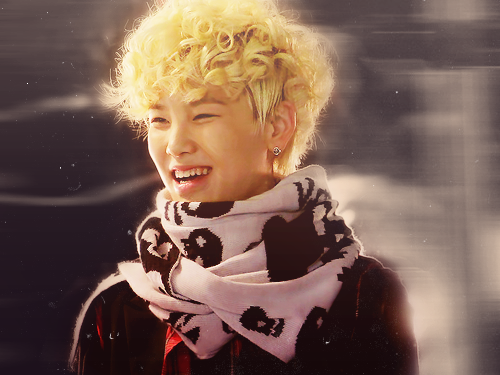 حقائق عن كل عضو من فرقة BAP. Zelo-zelo-32529213-500-375