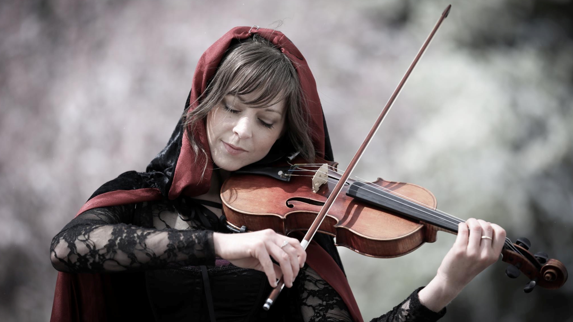 Sairalindë Phantom-lindsey-stirling-32673633-1920-1080