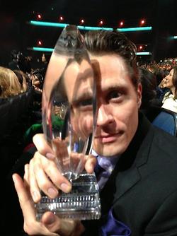 People Choice Award 2013 PCA-2013-castle-33266755-250-334