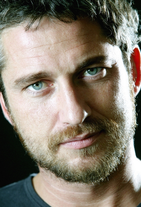 Can There Be Exceptions to your Sexual Orientation? Gerard-Butler-photoshoot-gerard-butler-33584683-477-700